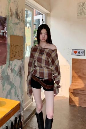 Quick Outfits, Modest Fashion Outfits Ideas Plaid One Shoulder Top