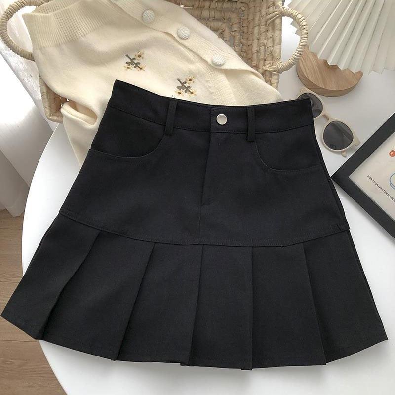 Quick Outfits, Modest Fashion Outfits Ideas Pleated College Mini Skirt Quick Outfits, Modest Fashion Outfits Ideas Pleated College Mini Skirt