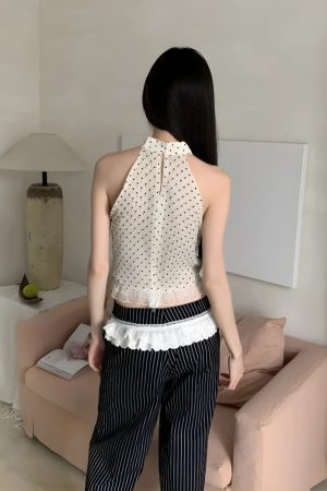 Quick Outfits, Modest Fashion Outfits Ideas Polka Dot Halter Top