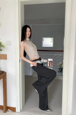 Quick Outfits, Modest Fashion Outfits Ideas Polka Dot Halter Top