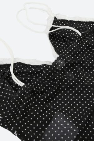 Quick Outfits, Modest Fashion Outfits Ideas Polka Dot Mesh Top
