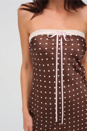 Quick Outfits, Modest Fashion Outfits Ideas Polka Dot Midi Dress