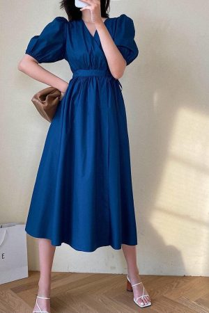Quick Outfits, Modest Fashion Outfits Ideas Puff Sleeve Wrap Midi Dress