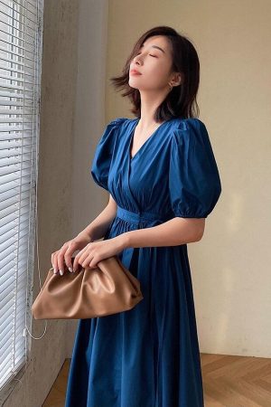 Quick Outfits, Modest Fashion Outfits Ideas Puff Sleeve Wrap Midi Dress