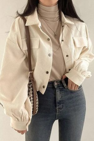 Quick Outfits, Modest Fashion Outfits Ideas Puff Sleeved Corduroy Crop Shirt