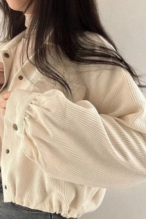 Quick Outfits, Modest Fashion Outfits Ideas Puff Sleeved Corduroy Crop Shirt