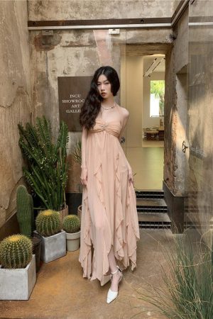 Quick Outfits, Modest Fashion Outfits Ideas Pure Backless Chiffon Midi Dress