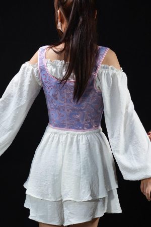 Quick Outfits, Modest Fashion Outfits Ideas Ribbon Detailed Corset Top