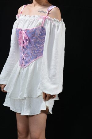 Quick Outfits, Modest Fashion Outfits Ideas Ribbon Detailed Corset Top