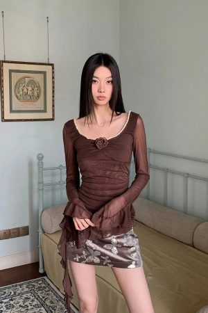 Quick Outfits, Modest Fashion Outfits Ideas Rose Mesh Ruffled Top