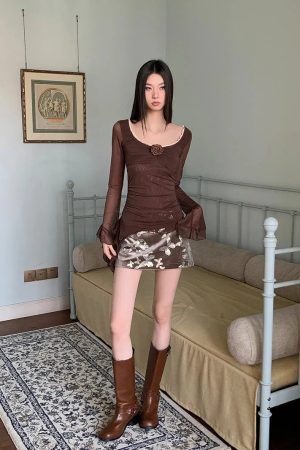 Quick Outfits, Modest Fashion Outfits Ideas Rose Mesh Ruffled Top