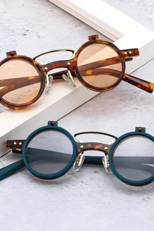 Quick Outfits, Modest Fashion Outfits Ideas Round Flip-Up Sunglasses