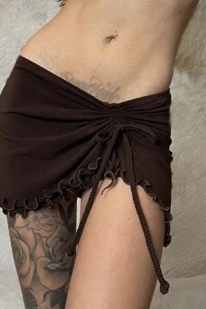 Quick Outfits, Modest Fashion Outfits Ideas Ruched Mini Skirt