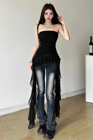 Quick Outfits, Modest Fashion Outfits Ideas Ruffled Strapless Top