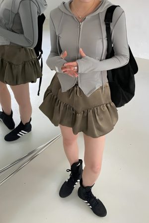 Quick Outfits, Modest Fashion Outfits Ideas Satin Bubble Mini Skirt