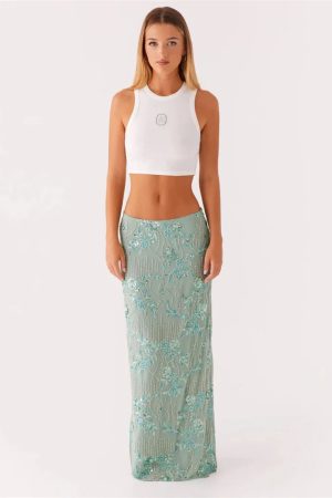Quick Outfits, Modest Fashion Outfits Ideas Sequin Embellished Maxi Skirt