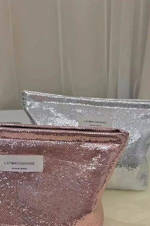 Quick Outfits, Modest Fashion Outfits Ideas Shiny Metallic Makeup Bag