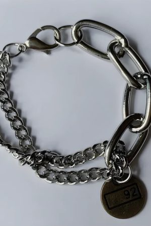 Quick Outfits, Modest Fashion Outfits Ideas Silver Chain Bracelet