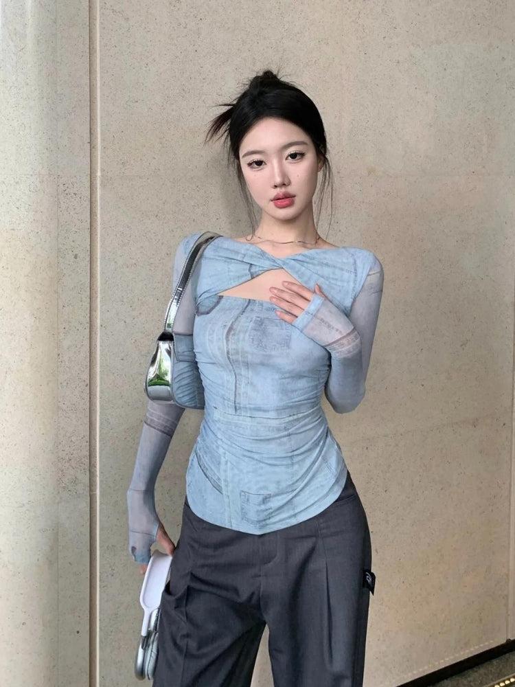 Quick Outfits, Modest Fashion Outfits Ideas Sky Cut Out Ruched Top Quick Outfits, Modest Fashion Outfits Ideas Sky Cut Out Ruched Top