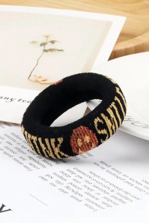 Quick Outfits, Modest Fashion Outfits Ideas Smile & Think Hair Ties