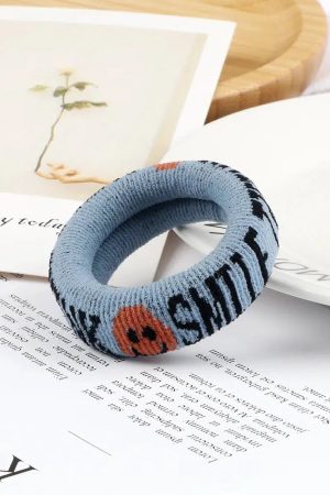 Quick Outfits, Modest Fashion Outfits Ideas Smile & Think Hair Ties