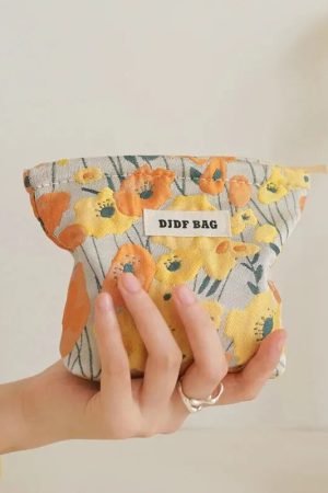 Quick Outfits, Modest Fashion Outfits Ideas Soft Girl Floral Mini Makeup Bag