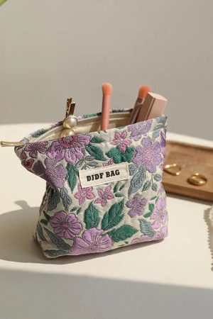 Quick Outfits, Modest Fashion Outfits Ideas Soft Girl Floral Mini Makeup Bag