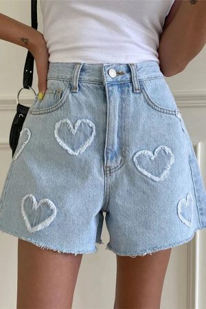 Quick Outfits, Modest Fashion Outfits Ideas Soft Girl Heart Patch Denim Shorts