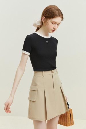 Quick Outfits, Modest Fashion Outfits Ideas Soft Girl Minimal Heart Tee