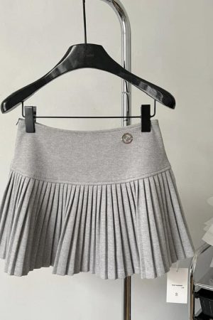 Quick Outfits, Modest Fashion Outfits Ideas Soft Girl Pleated High Rise Mini Skort