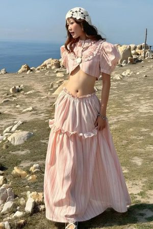 Quick Outfits, Modest Fashion Outfits Ideas Soft Girl Striped Crop Top & Maxi Skirt Two Piece Set