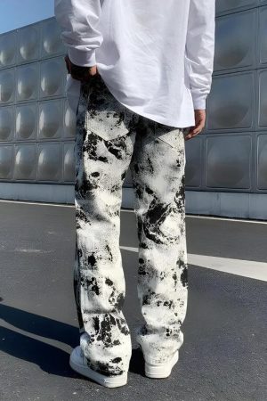 Quick Outfits, Modest Fashion Outfits Ideas Spray Paint Straight Leg Jeans