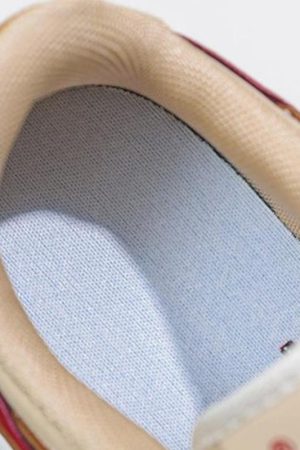 Quick Outfits, Modest Fashion Outfits Ideas Star Embroidered Multicolor Sneakers