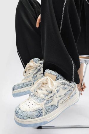 Quick Outfits, Modest Fashion Outfits Ideas Star Patch Sneakers