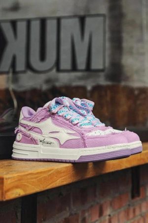 Quick Outfits, Modest Fashion Outfits Ideas Star Patch Sneakers