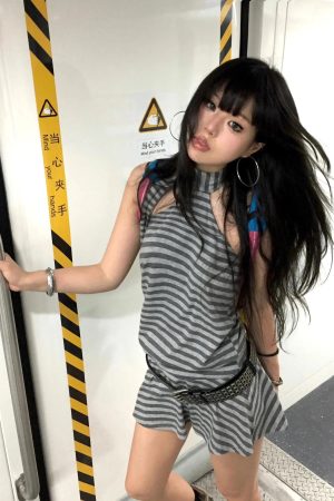 Quick Outfits, Modest Fashion Outfits Ideas Striped Halter Neck Mini Dress