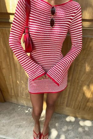 Quick Outfits, Modest Fashion Outfits Ideas Striped Knitted Mini Dress