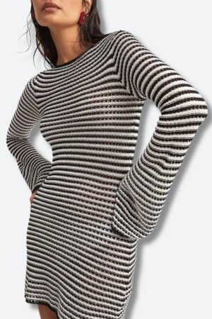 Quick Outfits, Modest Fashion Outfits Ideas Striped Mini Dress