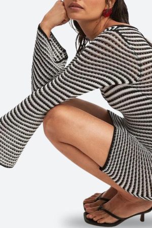 Quick Outfits, Modest Fashion Outfits Ideas Striped Mini Dress