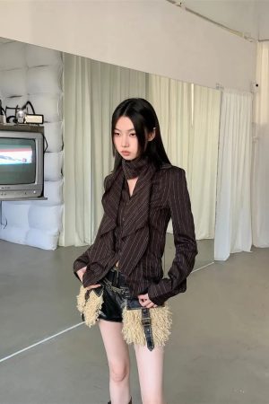 Quick Outfits, Modest Fashion Outfits Ideas Striped Neck Tie Shirt