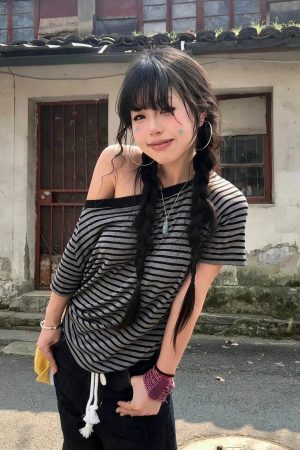 Quick Outfits, Modest Fashion Outfits Ideas Striped One Shoulder Tee