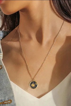 Quick Outfits, Modest Fashion Outfits Ideas Sun Moon Charm Necklace
