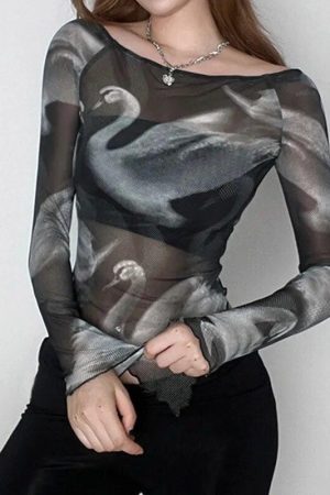 Quick Outfits, Modest Fashion Outfits Ideas Swan Graphic Asymmetrical Mesh Top
