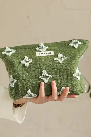 Quick Outfits, Modest Fashion Outfits Ideas Tasseled Star Embroidered Makeup Bag