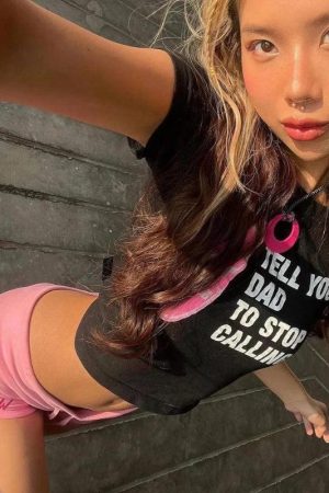 Quick Outfits, Modest Fashion Outfits Ideas Tell Your Dad Crop Tee