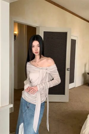 Quick Outfits, Modest Fashion Outfits Ideas Tie Front One Shoulder Top