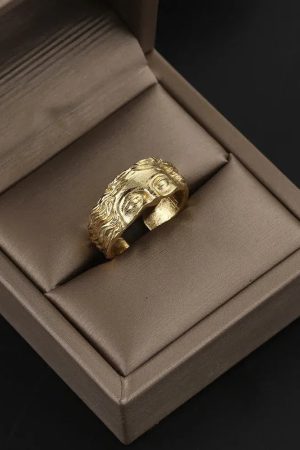 Quick Outfits, Modest Fashion Outfits Ideas Venus Ring