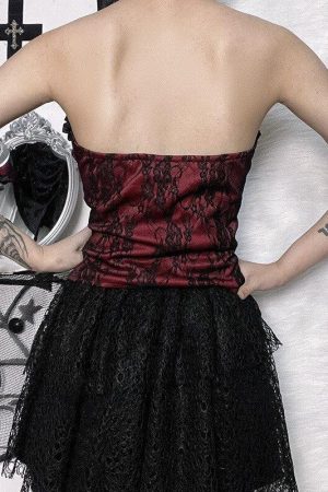 Quick Outfits, Modest Fashion Outfits Ideas Victorian Goth Ribbon Detailed Corset Top