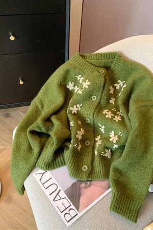 Quick Outfits, Modest Fashion Outfits Ideas Vintage Daisy Embroidered Knitted Cardigan