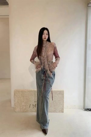 Quick Outfits, Modest Fashion Outfits Ideas Vintage Faux Fur Detailed Lace Up Top